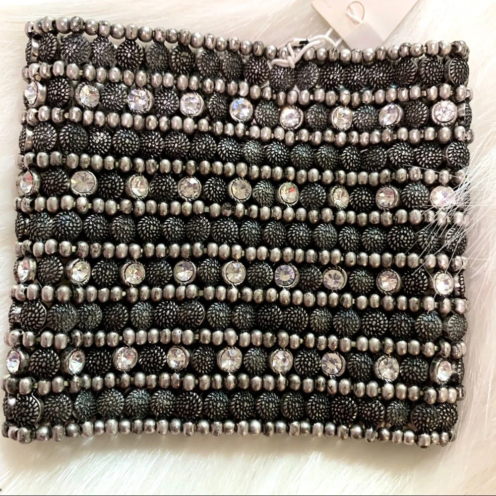 NWT: TASHA GEM BEADED BLACK/SILVER CUFF BRACELET